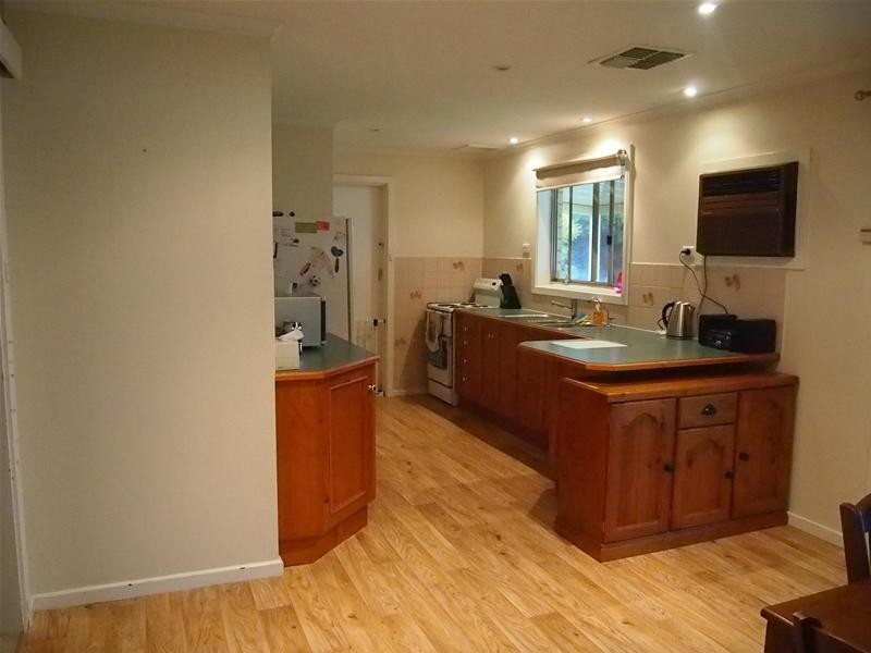 2 Dillon Street, Redwood Park SA 5097