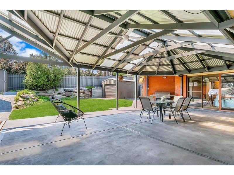 33 Borodino Court, Greenwith SA 5125