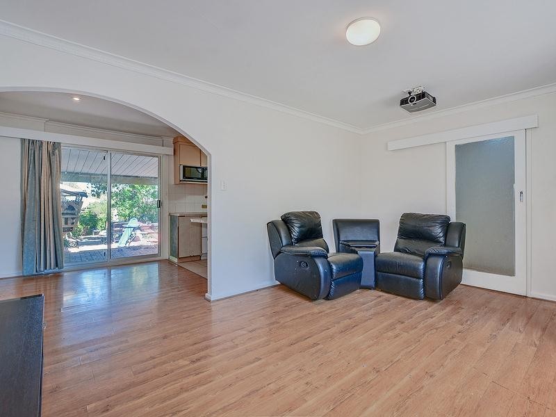 4 Trim Drive, Ridgehaven SA 5097