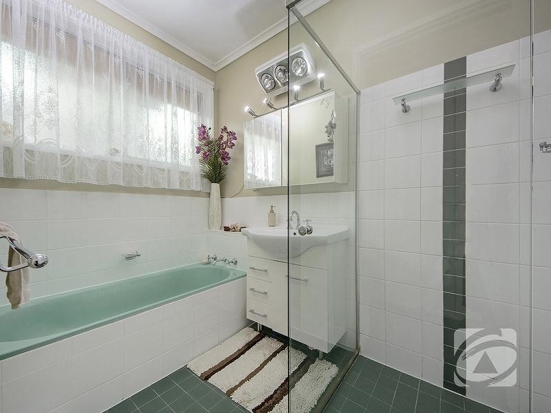 12 Bruce Crescent, Highbury SA 5089