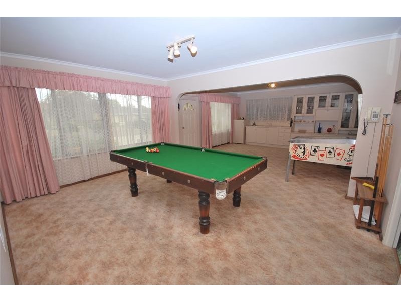 16 Garnet Drive, Salisbury East SA 5109