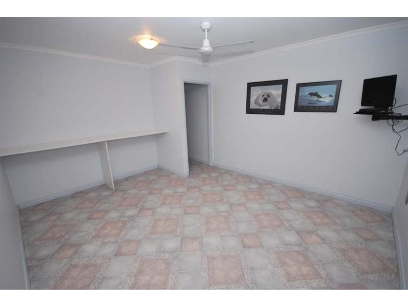 16 Garnet Drive, Salisbury East SA 5109