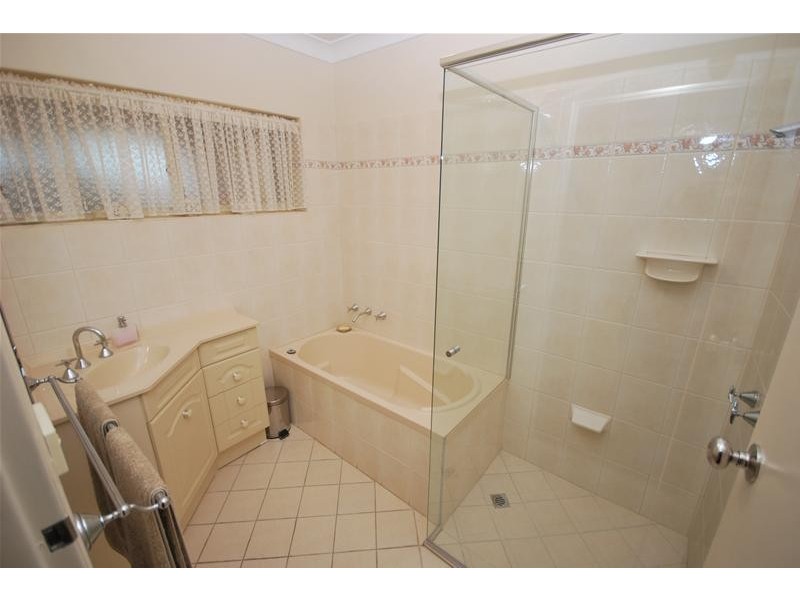 16 Garnet Drive, Salisbury East SA 5109