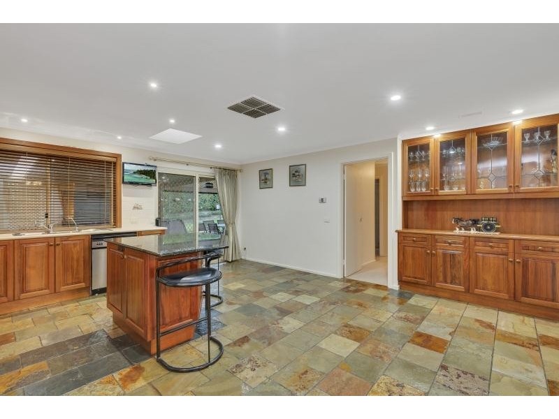 4 Selangor Avenue, Fairview Park SA 5126