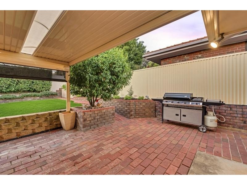 4 Selangor Avenue, Fairview Park SA 5126