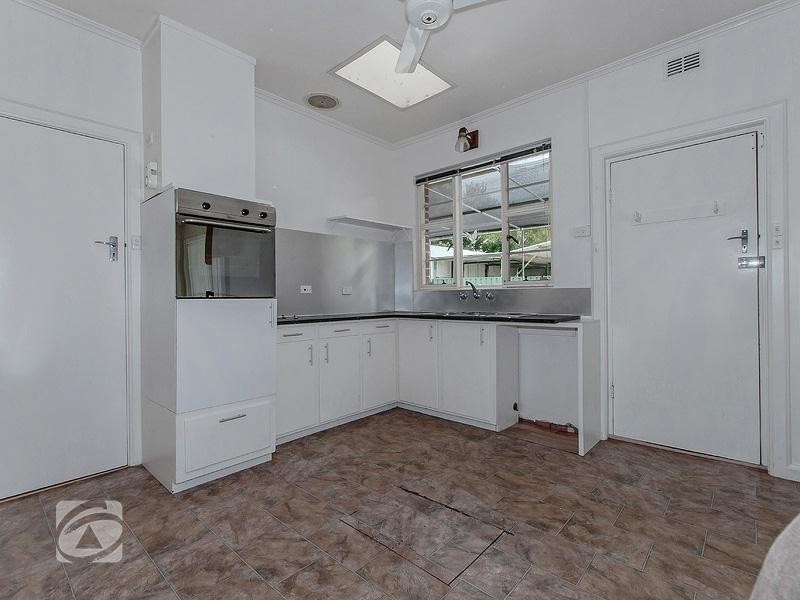 204 Hancock Road, Ridgehaven SA 5097