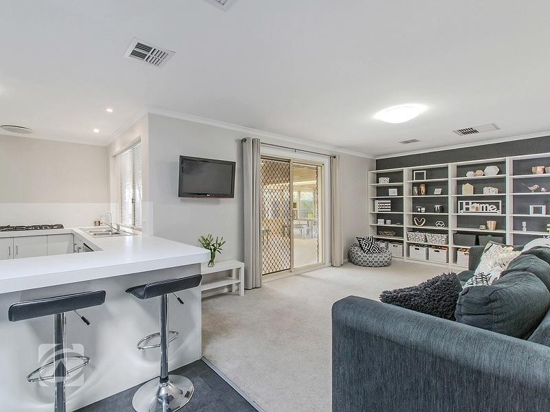 10 Dotterel Court, Wynn Vale SA 5127