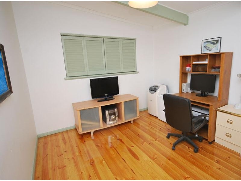 49 Knightsbridge Avenue, Valley View SA 5093