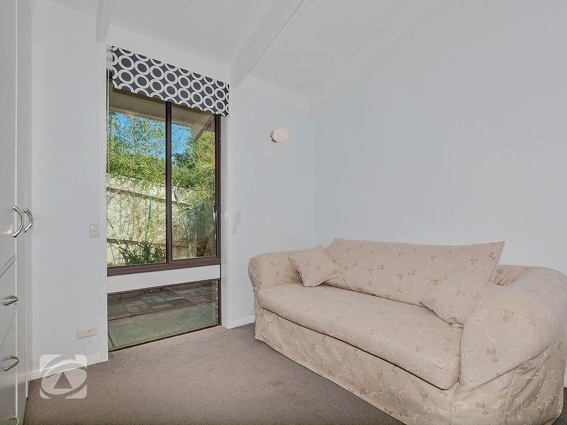 1 Nunyah Drive, Banksia Park SA 5091