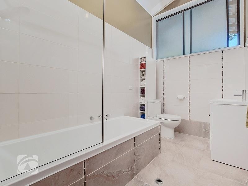 1 Nunyah Drive, Banksia Park SA 5091