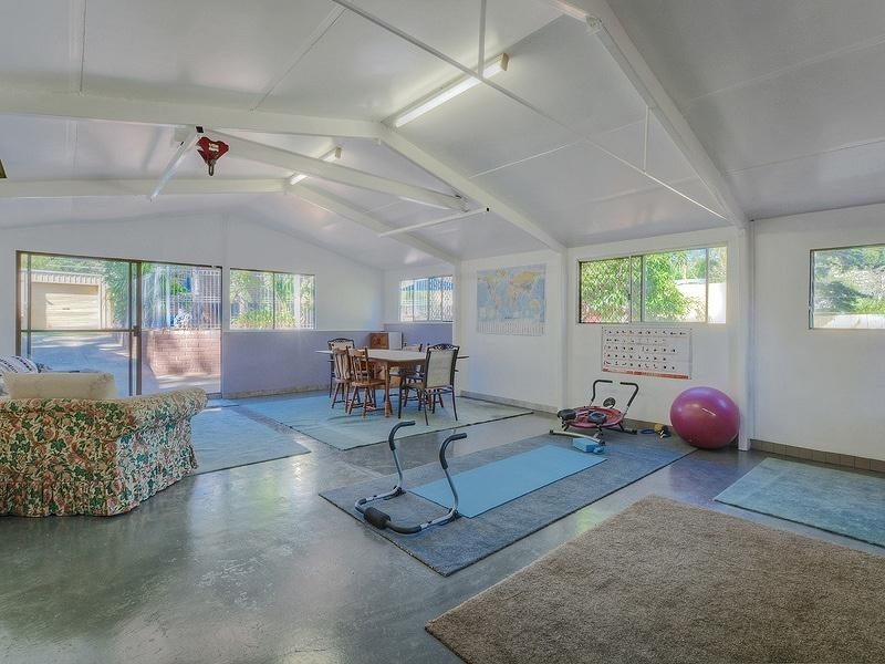 1 Nunyah Drive, Banksia Park SA 5091