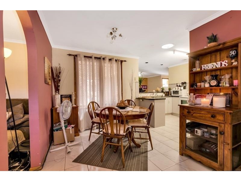 9 Moir Street, Smithfield SA 5114