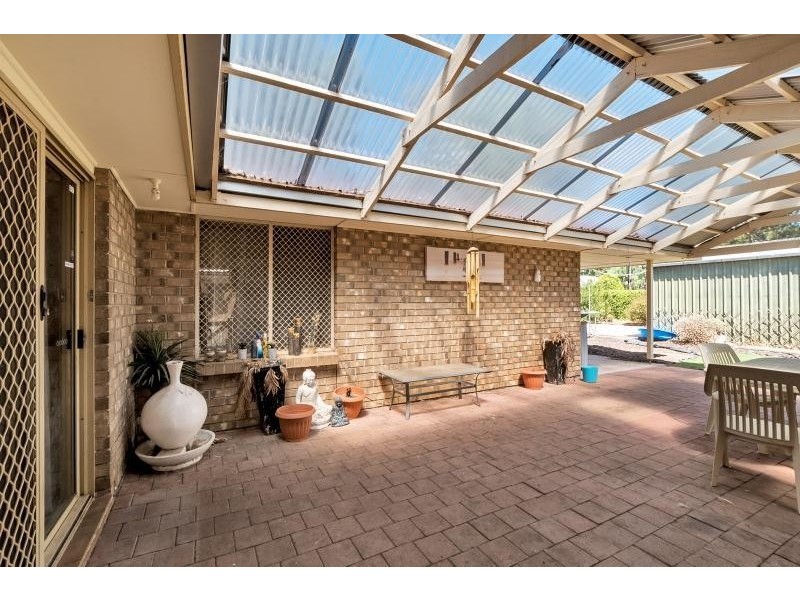 9 Moir Street, Smithfield SA 5114