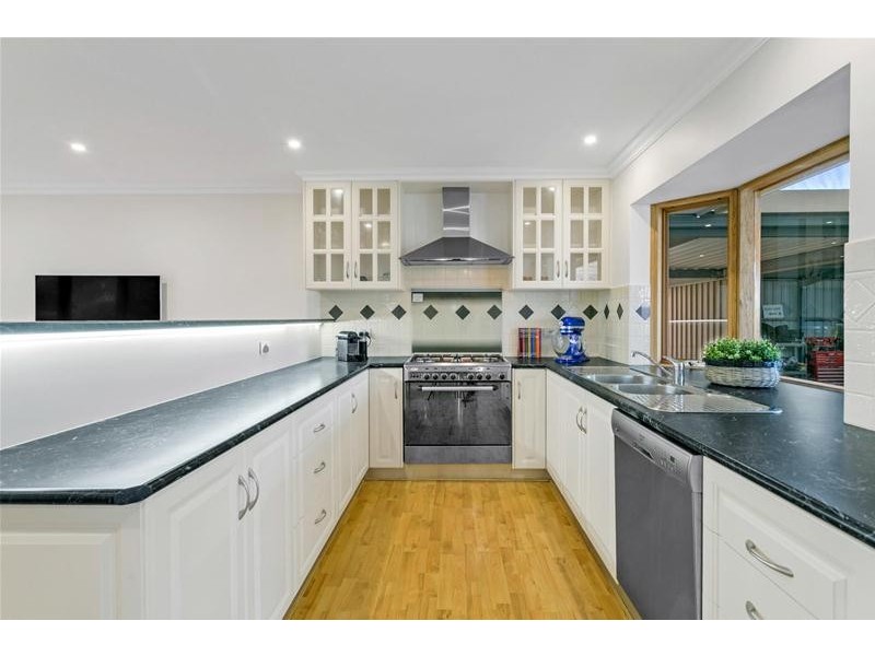 44 Greenwood Drive, St Agnes SA 5097