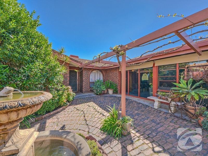 13 Donaldson Drive, Paradise SA 5075
