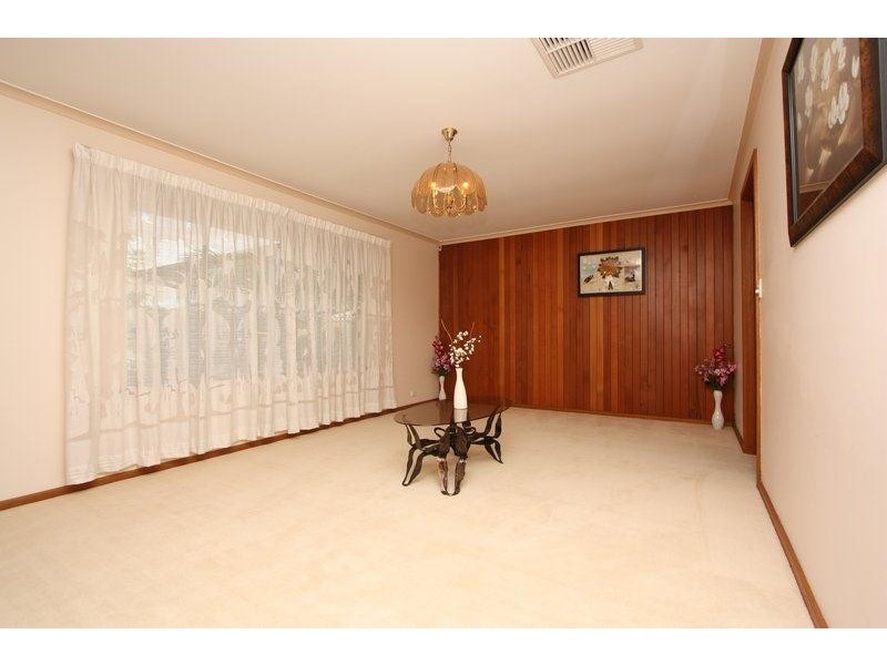 11 Orange Grove Circuit, Dernancourt SA 5075