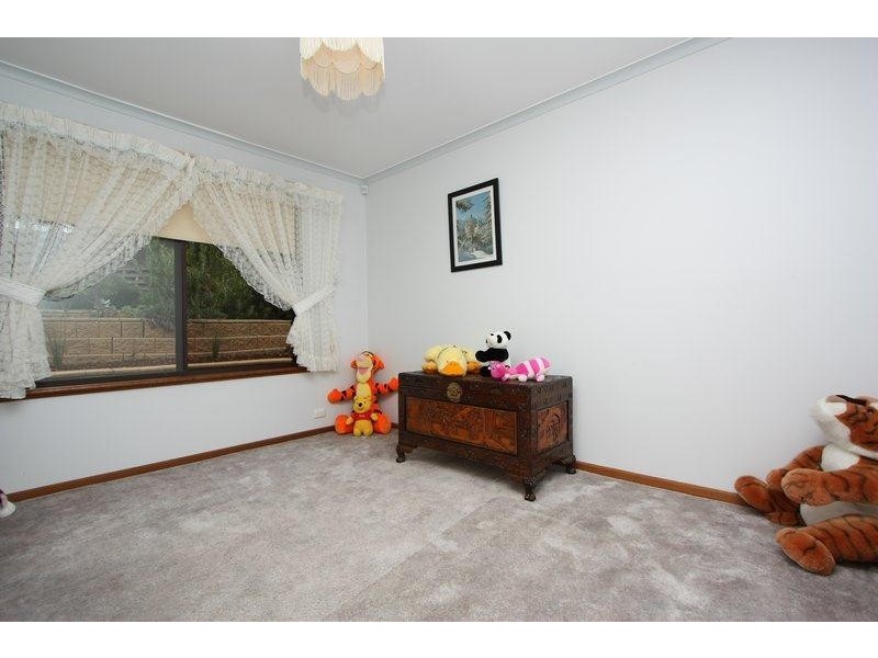 11 Orange Grove Circuit, Dernancourt SA 5075