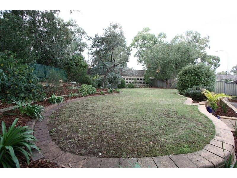 11 Orange Grove Circuit, Dernancourt SA 5075