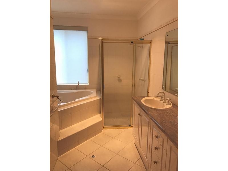 13A Barns Avenue, Highbury SA 5089