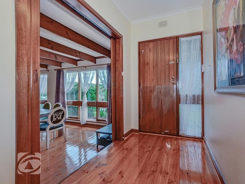 31 Minnamurra Drive, Redwood Park SA 5097