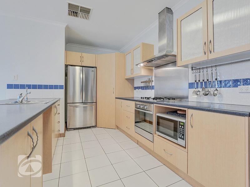 31 Minnamurra Drive, Redwood Park SA 5097