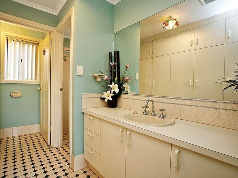 6 Tullamore Court, Greenwith SA 5125