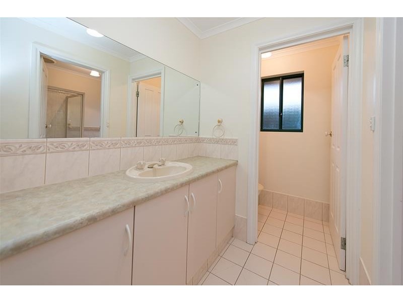 7 Craigside Court, Oakden SA 5086