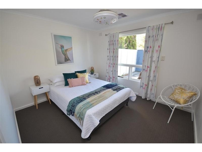 10 Cottenham Road, Banksia Park SA 5091