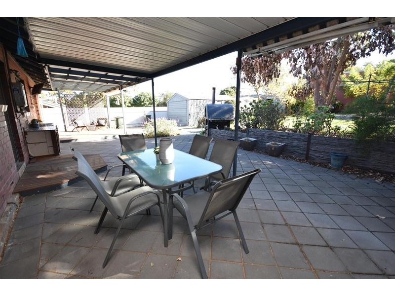 10 Cottenham Road, Banksia Park SA 5091