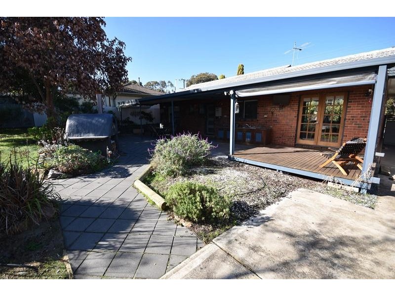 10 Cottenham Road, Banksia Park SA 5091