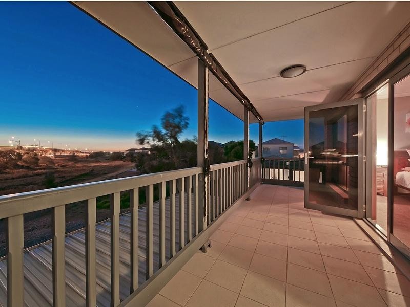 14 Azores Court, Mawson Lakes SA 5095