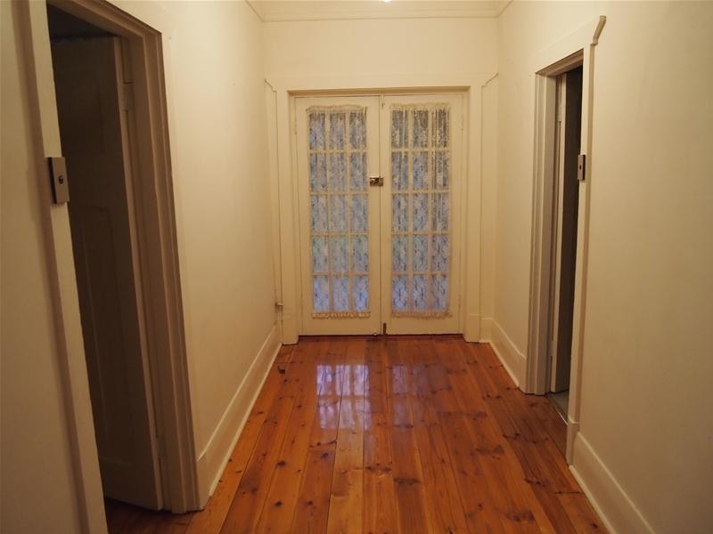 52 Oval Avenue, Woodville South SA 5011