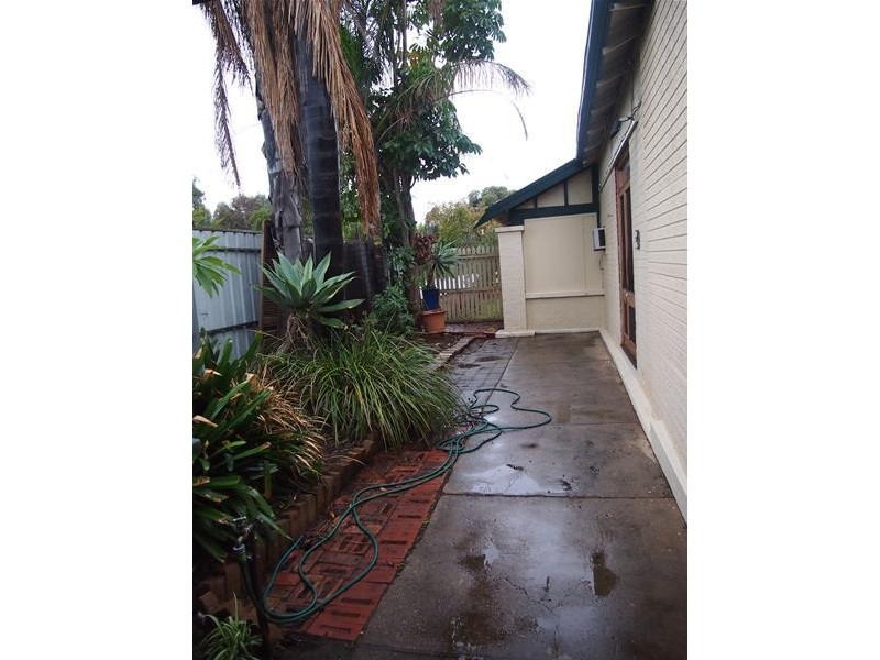 52 Oval Avenue, Woodville South SA 5011