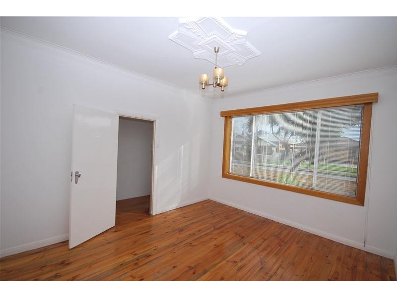 27 Kitchener Street, Kilburn SA 5084