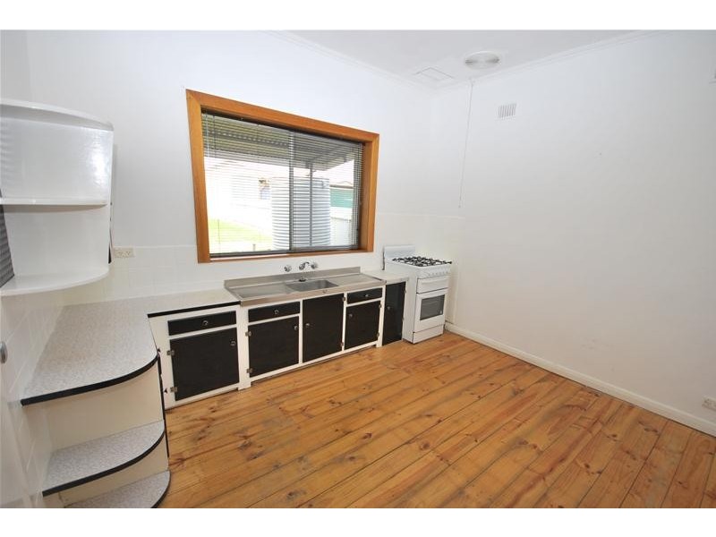 27 Kitchener Street, Kilburn SA 5084