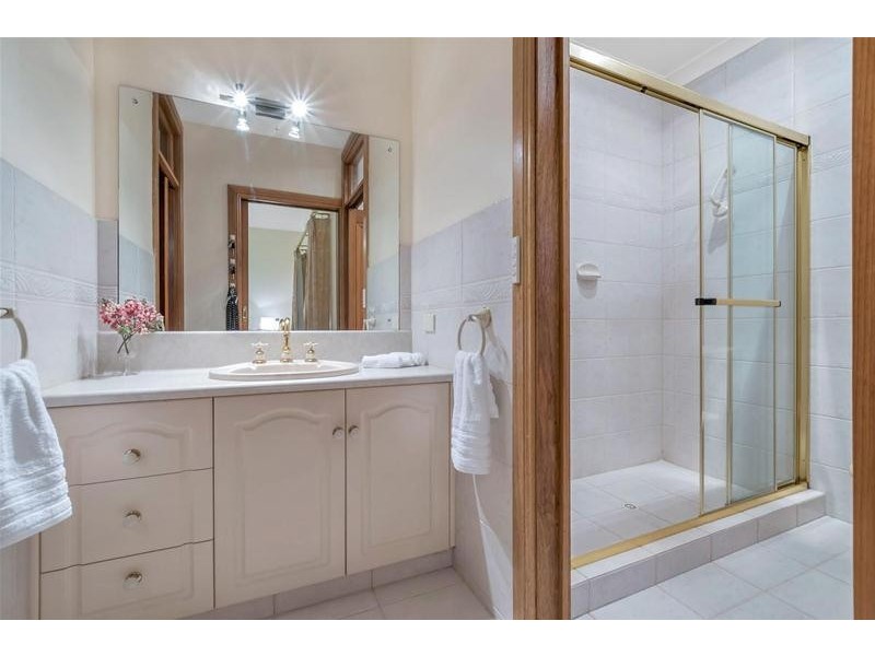 13 Blue Wren Court, Highbury SA 5089