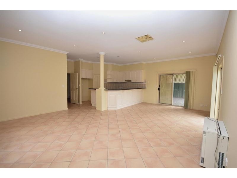 51 Mallard Crescent, Mawson Lakes SA 5095