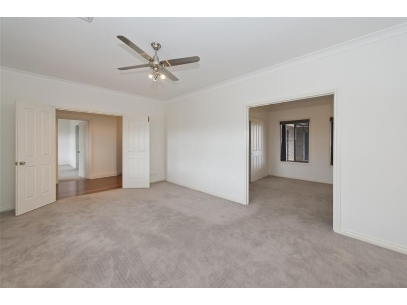 7 Broughton Place, Greenwith SA 5125