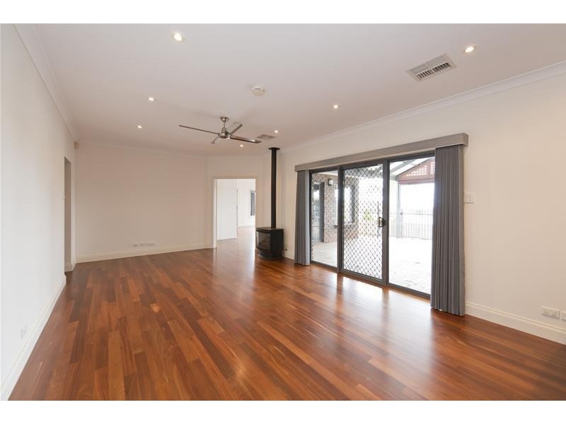 7 Broughton Place, Greenwith SA 5125