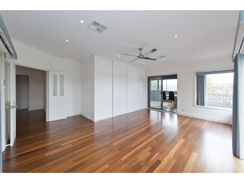 7 Broughton Place, Greenwith SA 5125