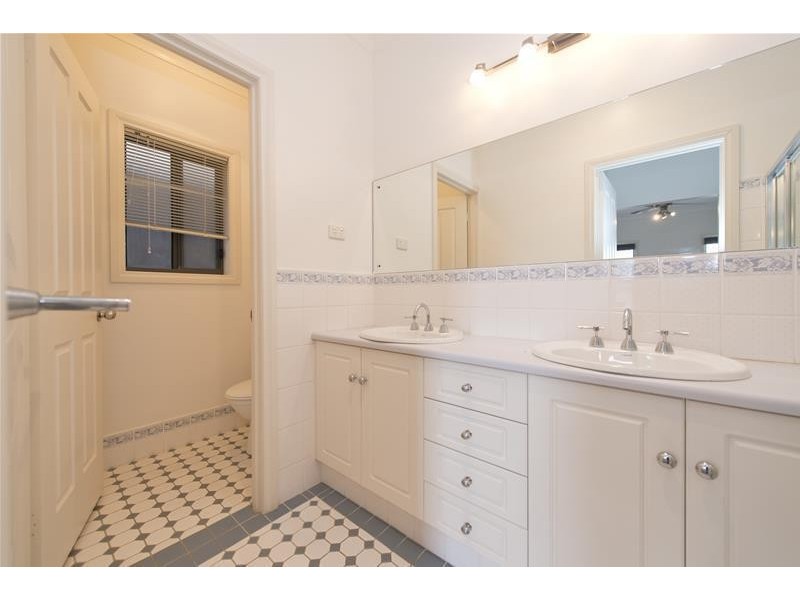 7 Broughton Place, Greenwith SA 5125