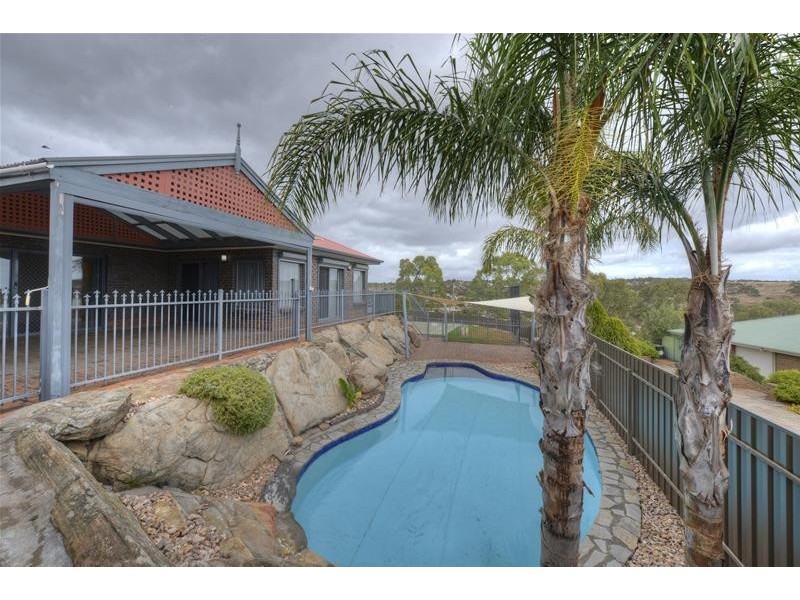 7 Broughton Place, Greenwith SA 5125