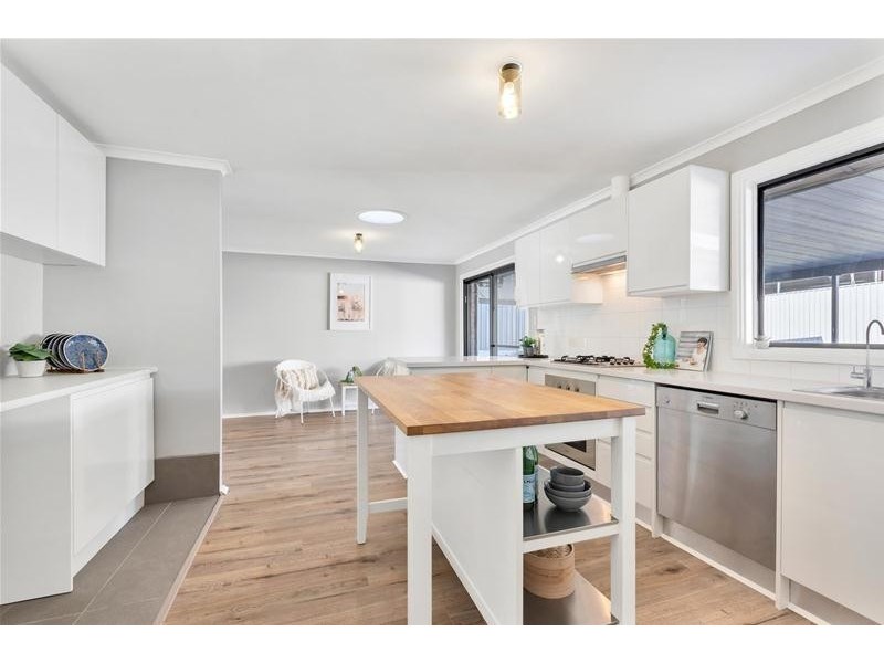 8 Yorrell Avenue, Surrey Downs SA 5126