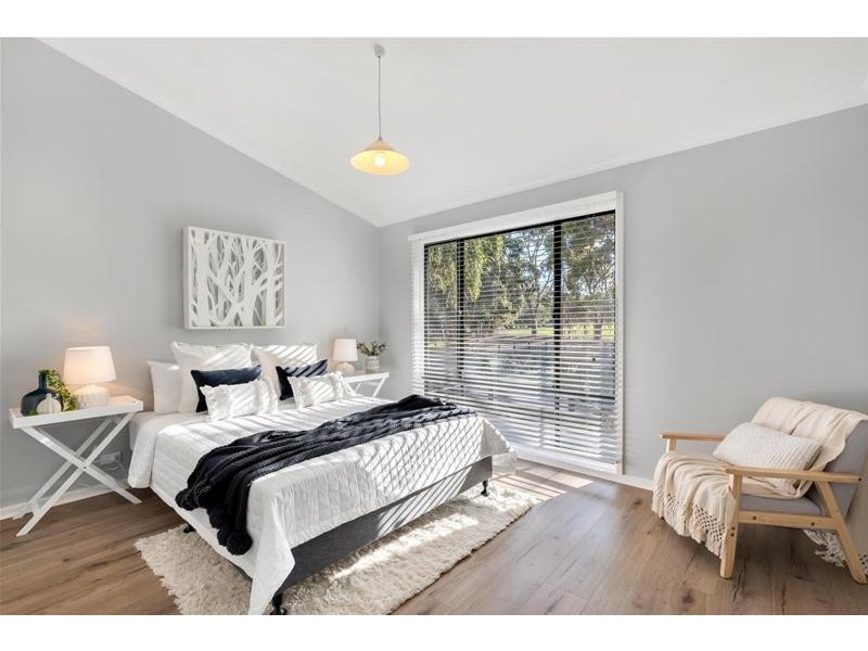 8 Yorrell Avenue, Surrey Downs SA 5126