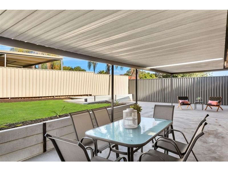 8 Yorrell Avenue, Surrey Downs SA 5126