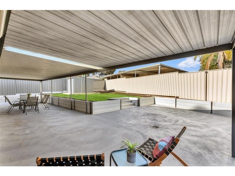 8 Yorrell Avenue, Surrey Downs SA 5126