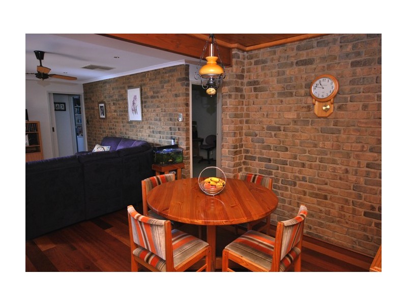 16 Cockatoo Street, Modbury Heights SA 5092