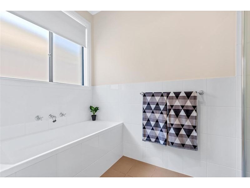 9 Ascot Circuit, Golden Grove SA 5125