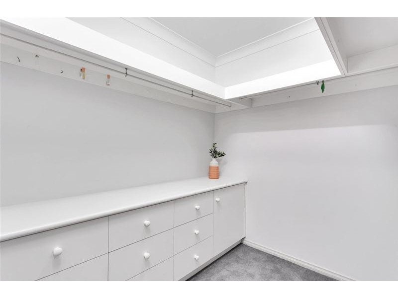 15 Attingham Crescent, Oakden SA 5086