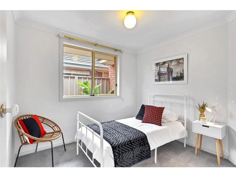 15 Attingham Crescent, Oakden SA 5086